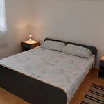 Car Apartman Vir