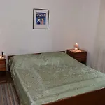 Car Apartman *
