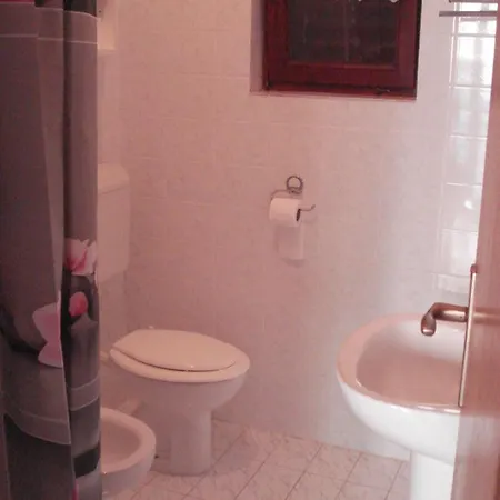Apartment Car Vir